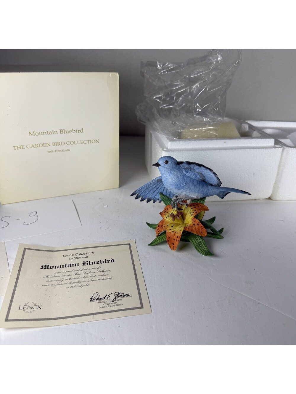 Lenox Garden Bird Collection Mountain Bluebird Figurine S-9 (Damaged/For Parts)
